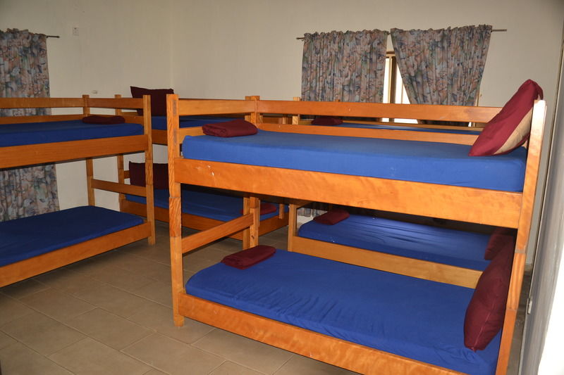 Pink Hostel Аккра Екстер'єр фото