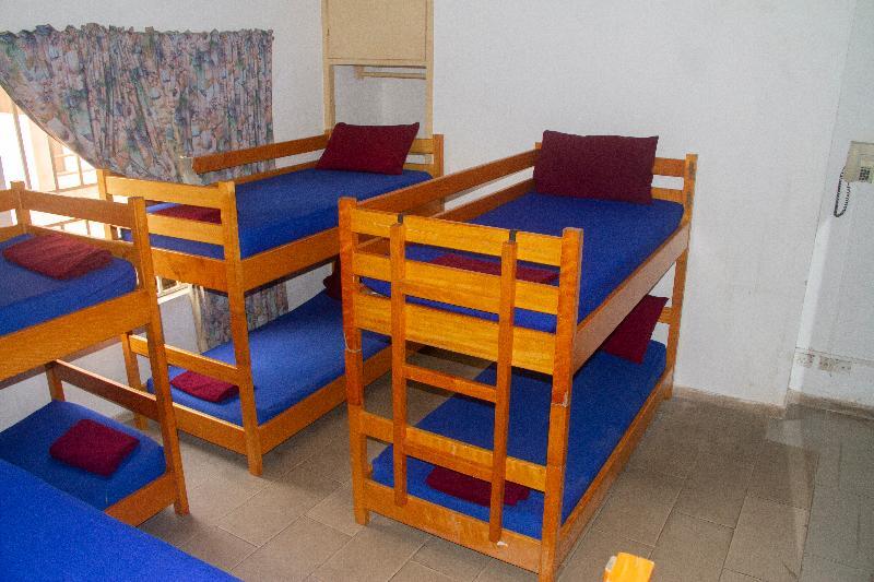 Pink Hostel Аккра Екстер'єр фото